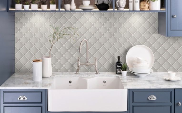 glass mosaic tile kitchen backsplash